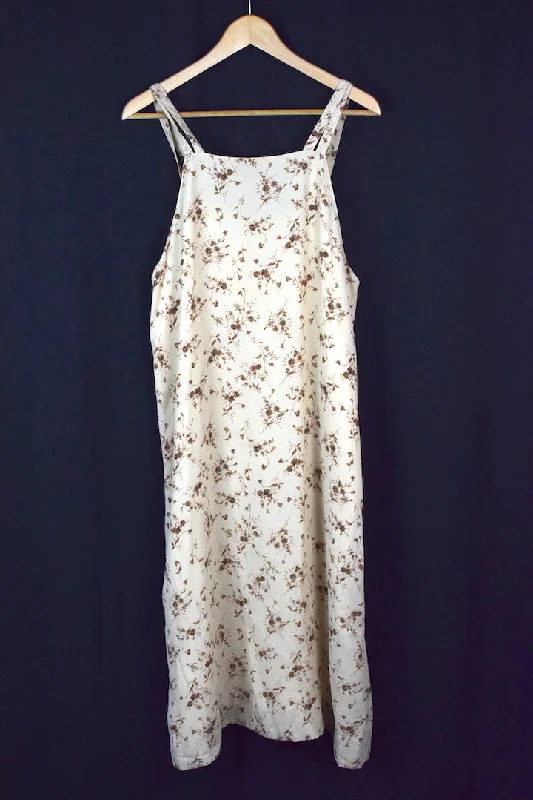 Reworked Floral Print Dress Ruffled unclassified dresses